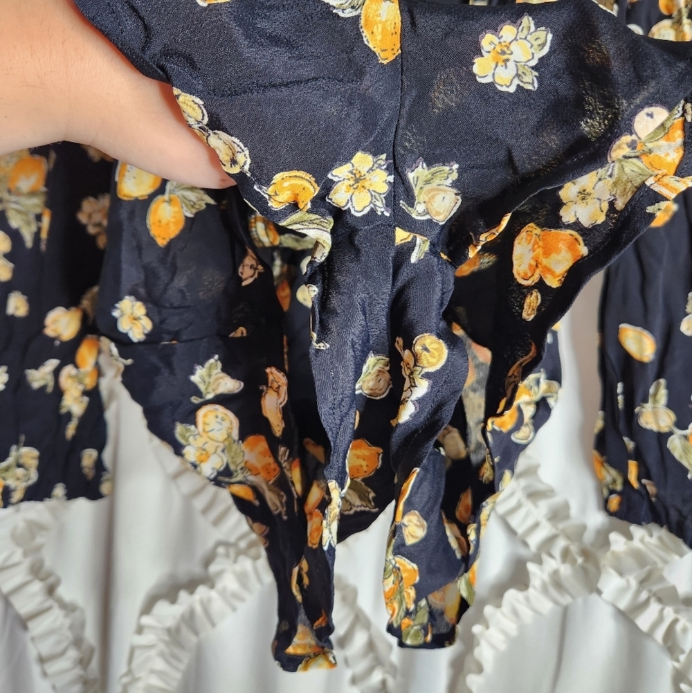 Beach Riot Black Lemon Rachel Romper Black Orange Floral Cut Out Back Sz Medium - Picture 6 of 7